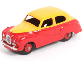 Lot 117 - DINKY TOYS (GB) (1)