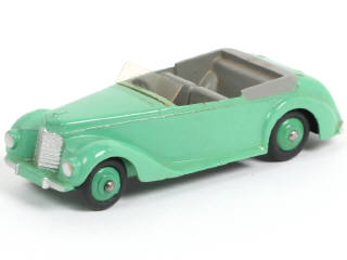Lot 105 - DINKY TOYS (GB) (1)