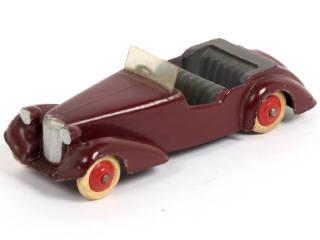 Lot 104 - DINKY TOYS (GB) (1)