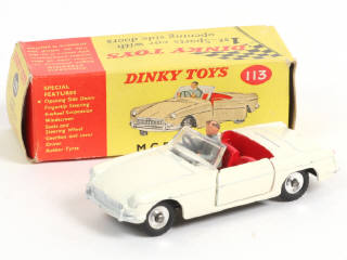 Lot 194 - DINKY TOYS (GB) (1)