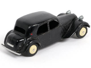 Lot 299 - DINKY TOYS (FRANCE) (1)