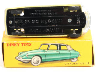 Lot 293 - DINKY TOYS (FRANCE) (1)