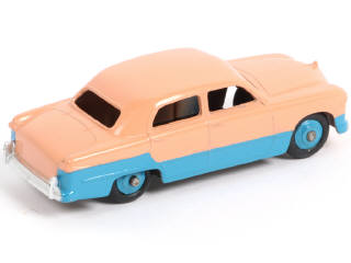 Lot 470 - DINKY TOYS (GB) (1)