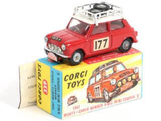 Lot 170 - CORGI TOYS (GB) (1)
