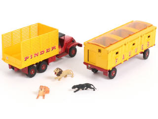 Lot 365 - DINKY TOYS (FRANCE) (1)