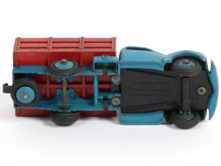 Lot 358 - DINKY TOYS (FRANCE) (1)