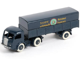 Lot 360 - DINKY TOYS (FRANCE) (1)