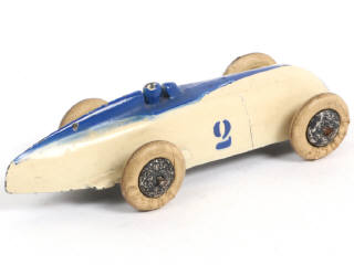 Lot 225 - DINKY TOYS (FRANCE) (1)