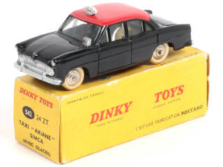 Lot 282 - DINKY TOYS (FRANCE) (1)