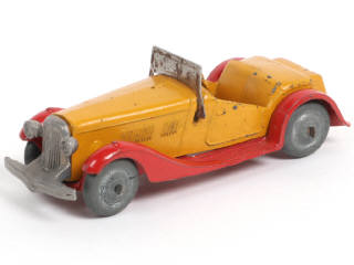 Lot 235 - DINKY TOYS (FRANCE) (1)