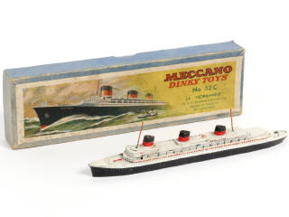 Lot 337 - DINKY TOYS (FRANCE) (1)