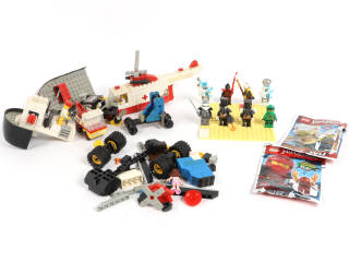 Lot 222 - LEGO (DANEMARK) (1)