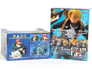 Lot 144 - DIVERS (2)