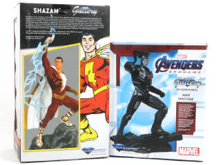 Lot 154 - DIAMOND SELECT TOYS (USA) (2)