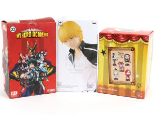 Lot 171 - DIVERS (3)