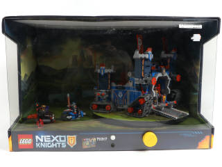 Lot 217 - LEGO (DANEMARK) (1)