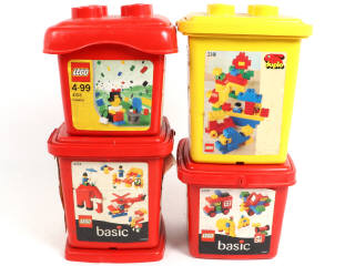 Lot 234 - LEGO (DANEMARK) (1)