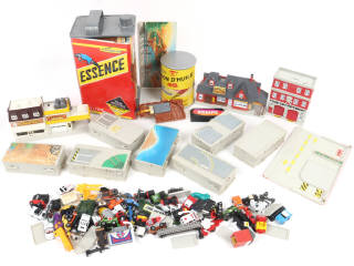 Lot 283 - GALOOB TOYS (USA) (1)