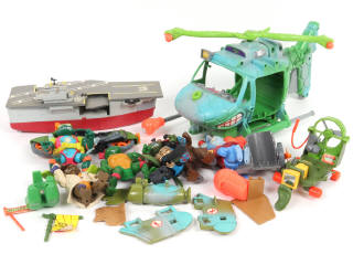 Lot 63 - PLAYMATES (USA) (10)