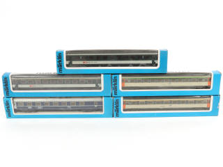 Lot 37 - MÄRKLIN 'HO' (ALLEMAGNE) (5)