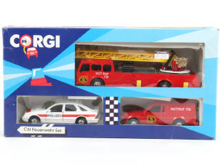 Lot 169 - CORGI TOYS (GB) (3)