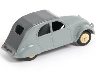 Lot 284 - DINKY TOYS (FRANCE) (1)