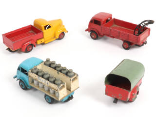 Lot 364 - DINKY TOYS (FRANCE) (4)