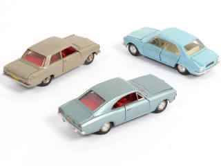 Lot 351 - DINKY TOYS (FRANCE) (3)