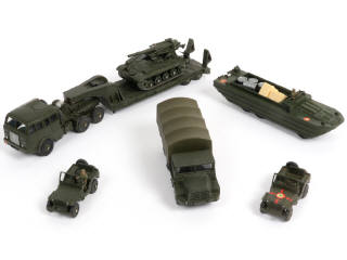 Lot 369 - DINKY TOYS (FRANCE) (6)