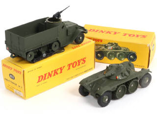 Lot 319 - DINKY TOYS (FRANCE) (2)