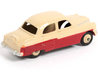 Lot 381 - DINKY TOYS (GB) (1)