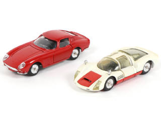 Lot 324 - DINKY TOYS (FRANCE) (2)