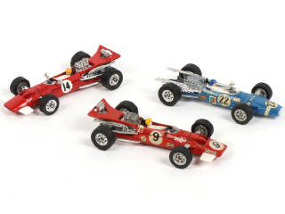 Lot 354 - DINKY TOYS (FRANCE) (3)