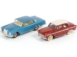 Lot 315 - DINKY TOYS (FRANCE) (2)