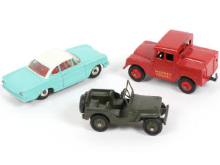 Lot 246 - DINKY TOYS (3)