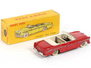 Lot 258 - DINKY TOYS (FRANCE) (1)