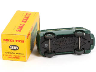Lot 269 - DINKY TOYS (FRANCE) (1)