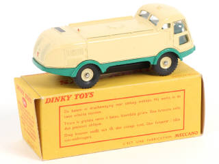 Lot 292 - DINKY TOYS (FRANCE) (1)