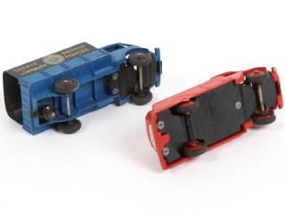 Lot 318 - DINKY TOYS (FRANCE) (2)