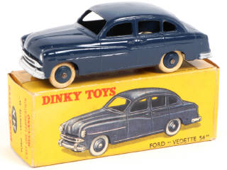 Lot 267 - DINKY TOYS (FRANCE) (1)