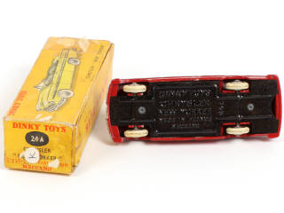 Lot 259 - DINKY TOYS (FRANCE) (1)