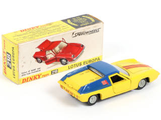 Lot 348 - DINKY TOYS (GB) (1)