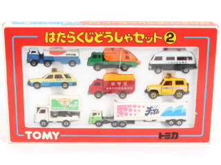 Lot 221 - TOMICA (JAPON) (1)