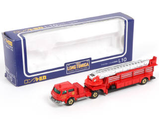 Lot 145 - TOMICA (JAPON) (1)