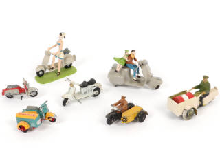 Lot 75 - DIVERS (7)
