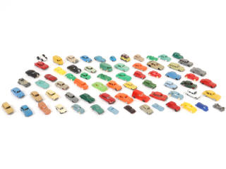 Lot 63 - DIVERS (69)