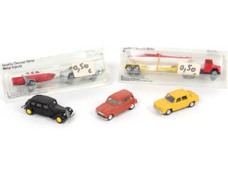 Lot 74 - DIVERS (5)