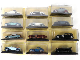 Lot 95 - DIVERS (12)