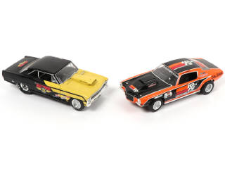 Lot 197 - ERTL (USA) (2)