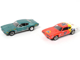 Lot 198 - ERTL (USA) (2)